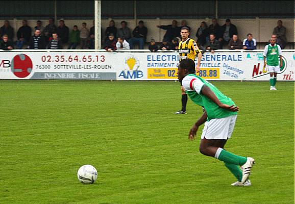 QUEVILLY - RED STAR FC 93