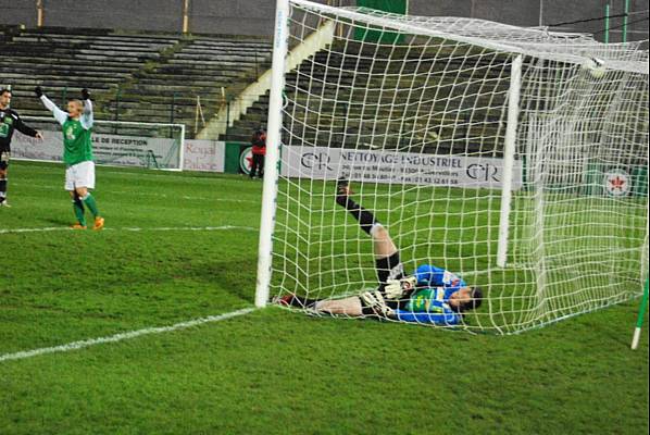 RED STAR FC 93 - QUIMPER