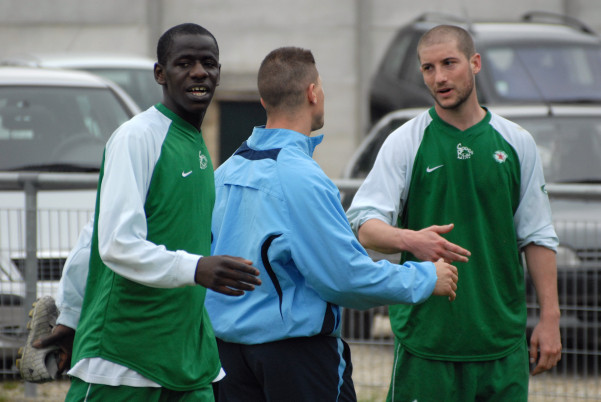 Demba Diawara, David  Giguet et Grgory Lefort, au coup de sifflet final