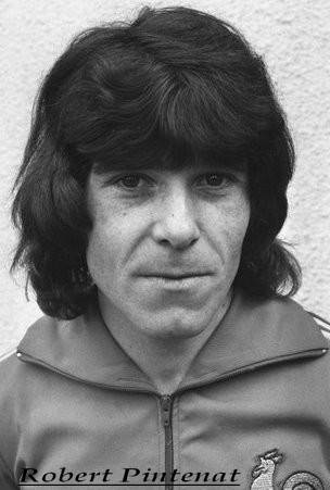 Robert Pintenat, d�c�d� en 2008 est pr�sident d�honneur de l�Amicale Red Star 2000