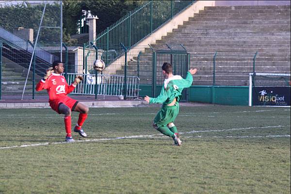 Le second but du Red Star � Jacques Martin