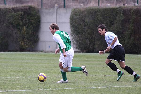 Derni�re apparition de S�bastien Robert face au Racing, un de ses anciens clubs