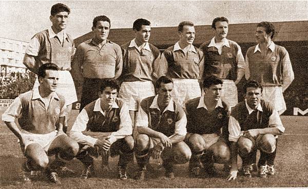 
 Red Star 1956-1957, en D 2 (Jacques Dumareix, 2me au premier rang entre Cheyssac et Quenolle)  - Archives Gilles Saillant