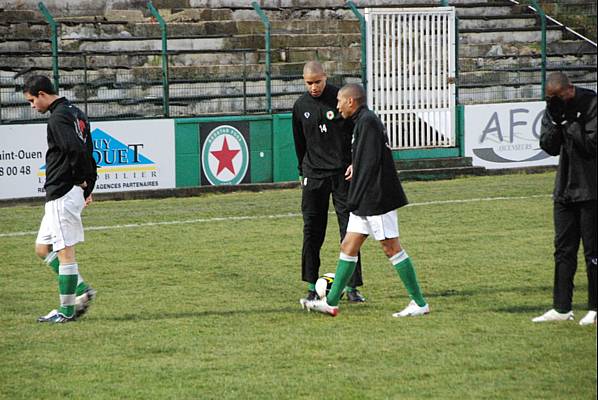 RED STAR FC 93 - VITRE