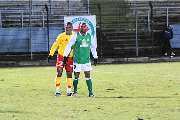 RED STAR FC 93 - VITRE