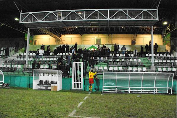 RED STAR FC 93 - VITRE