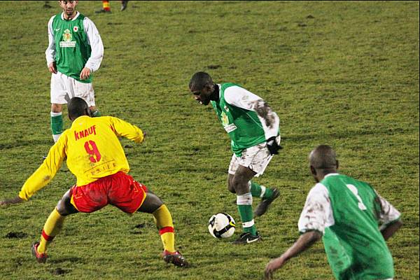 RED STAR FC 93 - VITRE