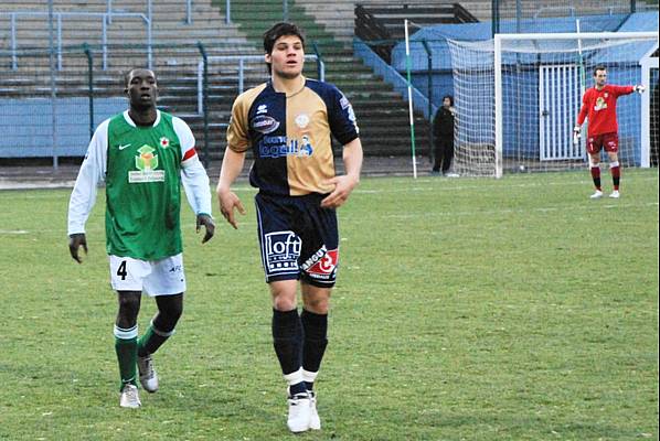 RED STAR FC 93 - PLABENNEC