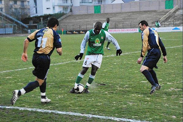 RED STAR FC 93 - PLABENNEC