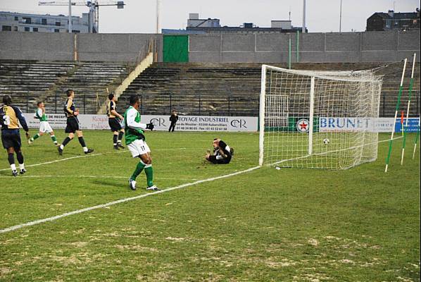 RED STAR FC 93 - PLABENNEC