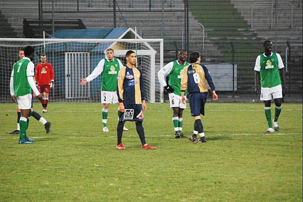 RED STAR FC 93 - PLABENNEC