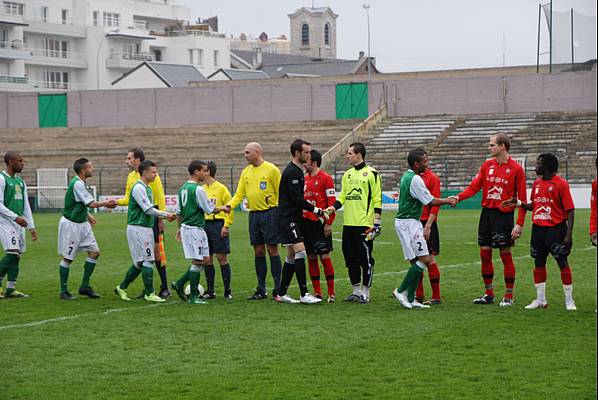 RED STAR FC 93 - LA VITREENNE