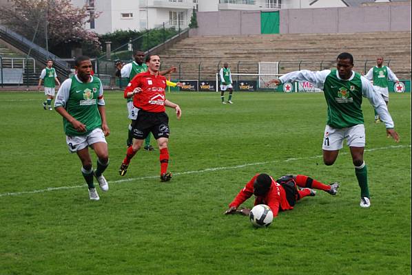 RED STAR FC 93 - LA VITREENNE