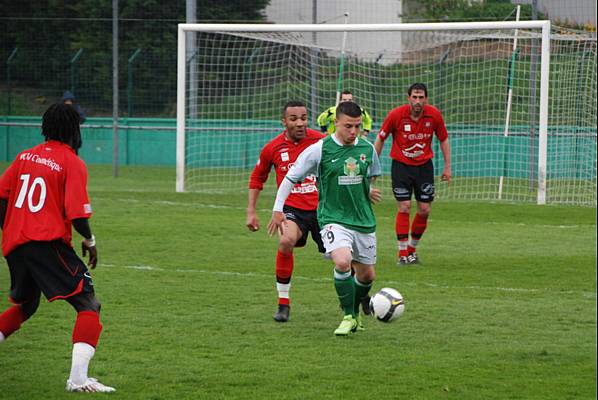 RED STAR FC 93 - LA VITREENNE