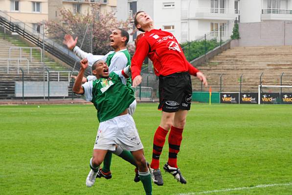 RED STAR FC 93 - LA VITREENNE