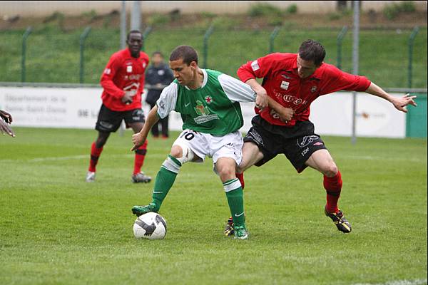 RED STAR FC 93 - LA VITREENNE