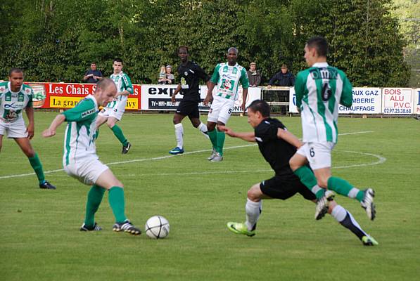 PONTIVY - RED STAR FC 93