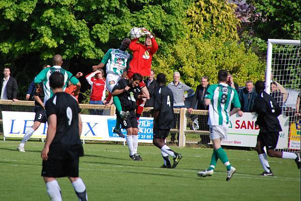 PONTIVY - RED STAR FC 93