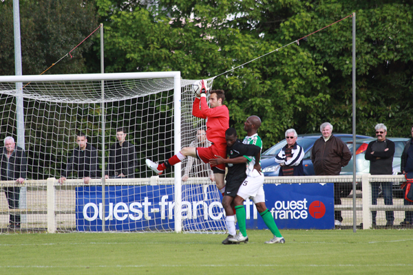 PONTIVY - RED STAR FC 93