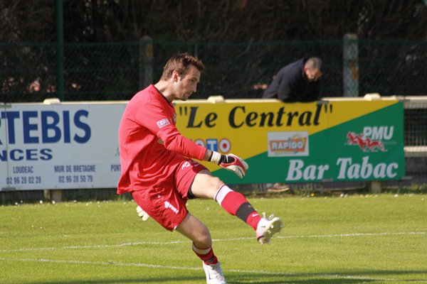 PONTIVY - RED STAR FC 93