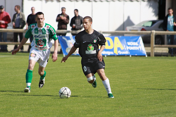 PONTIVY - RED STAR FC 93