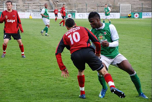 RED STAR FC 93 - GUINGAMP B