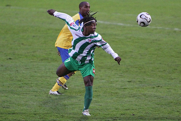 RED STAR FC 93 - PAU