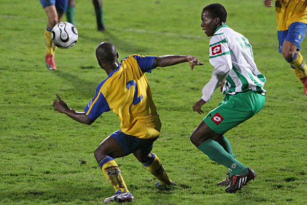 RED STAR FC 93 - PAU