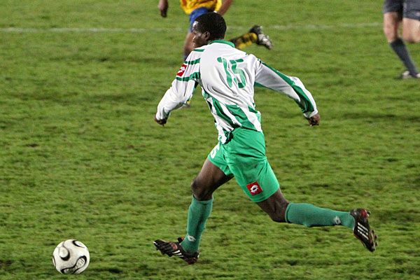 RED STAR FC 93 - PAU