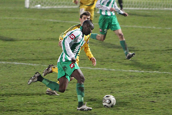 RED STAR FC 93 - ANGLET