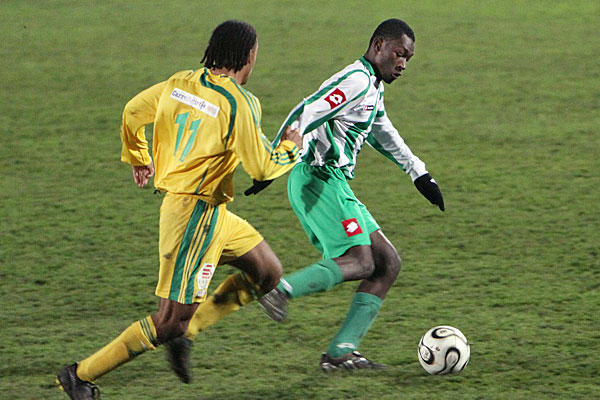 RED STAR FC 93 - ANGLET