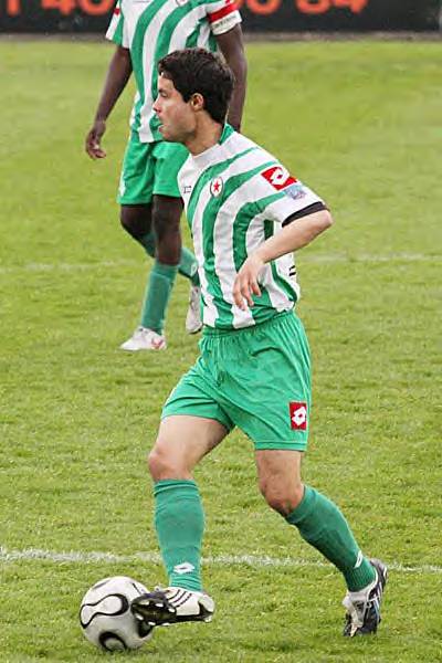 La dernire apparition de Vincent Fourneuf, avec le maillot du Red Star devant Montluon, ce soir l, Vincent tait remplaant.  Jacques Martin