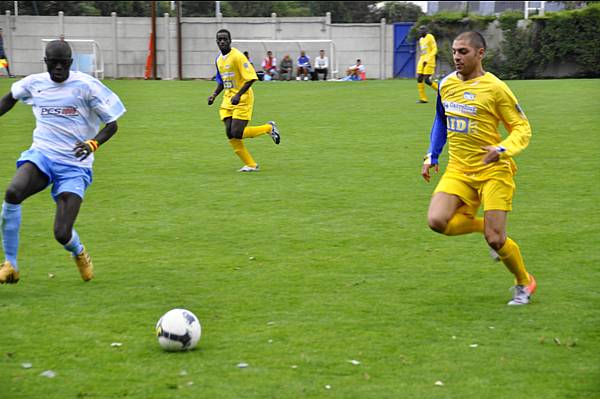 Dimanche dernier sur le stade de Colombes, Bouzid Yosri � GT Valck