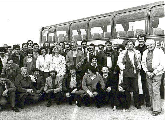 Avec le car des supporter, au dbut des annes 80  Gilles Saillant