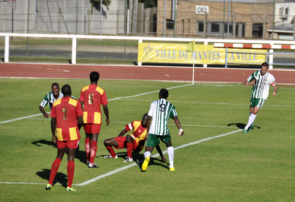 MANTES - RED STAR FC 93