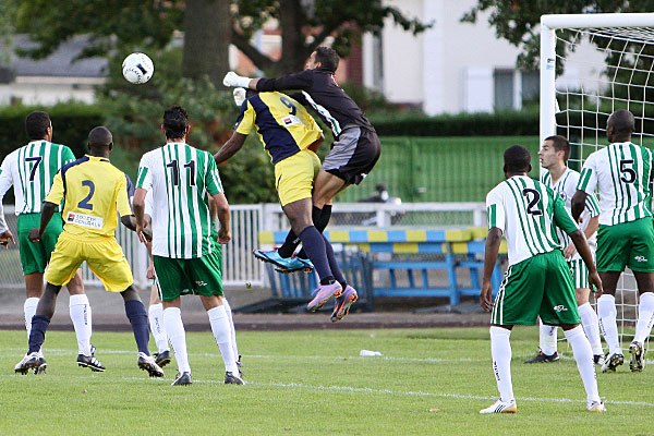 POISSY - RED STAR FC 93