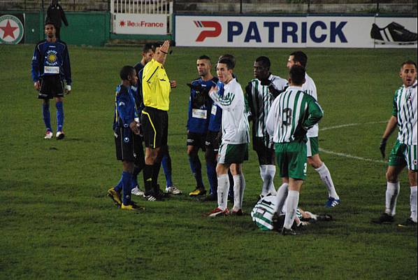 RED STAR FC 93 - MOISSY-CRAMAYEL