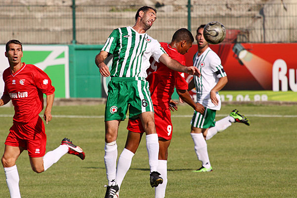 RED STAR FC 93 - BEAUVAIS