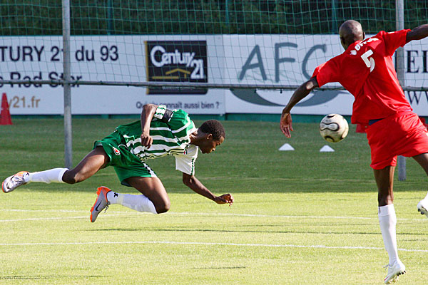 RED STAR FC 93 - BEAUVAIS