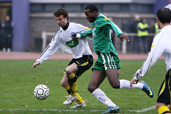 DOUAI - RED STAR FC 93