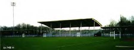 Une des tribunes de Marville © John Hanson
