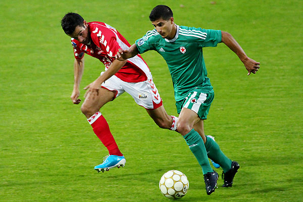 Farid Beziouen devant Rouen  Jacques Martin