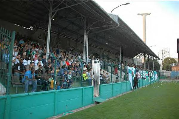 Une belle affluence lors de Red Star  Paris SG, en CFA, en 2006 (GT Valck)