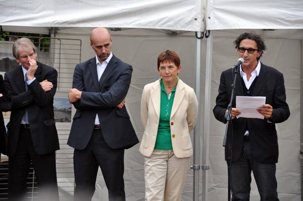 Patrick Braouzec, dput, Henri Lelorrain, maire-adjoint aux sports, Jacqueline Rouillon, maire de Saint-Ouen et Patrice Haddad, prsident du Red Star  GT Valck