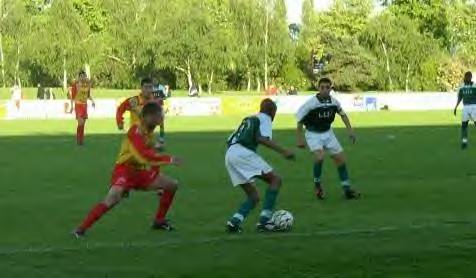 Youssouf Dao et Djamel Hamdane, lors d'Orléans - Red Star, en 2003 © GT Valck