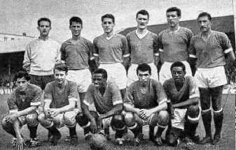 Red Star 1961-62<br>Debout : Ferrugia, Hestroffer, Manzano, Jecker, Davion, Loubire.<br>Accroupis : Ruben, Rodighiero, Wade, Henni, Wilson. 