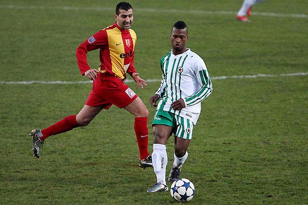 RED STAR FC 93 - MANTES