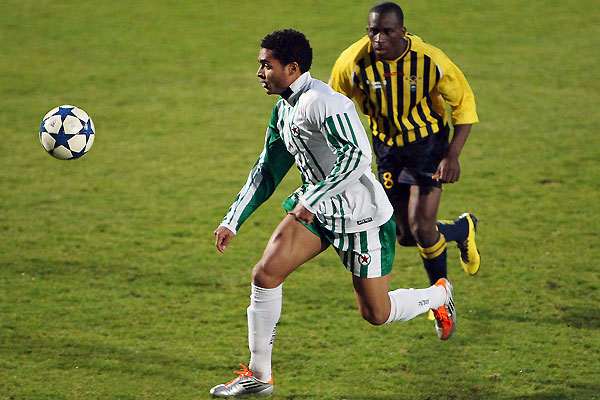 RED STAR FC 93 - POISSY