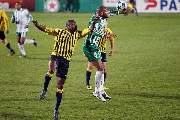 RED STAR FC 93 - POISSY