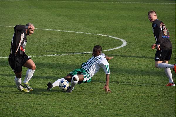 RED STAR FC 93 - AVION